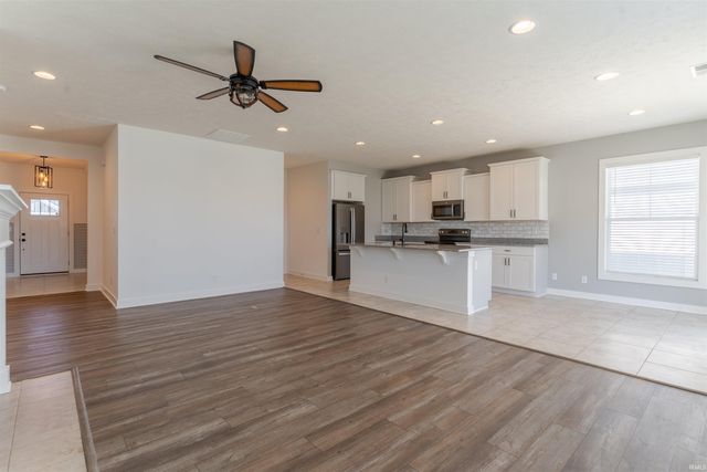 3090 Limestone Court, Newburgh, IN 47630