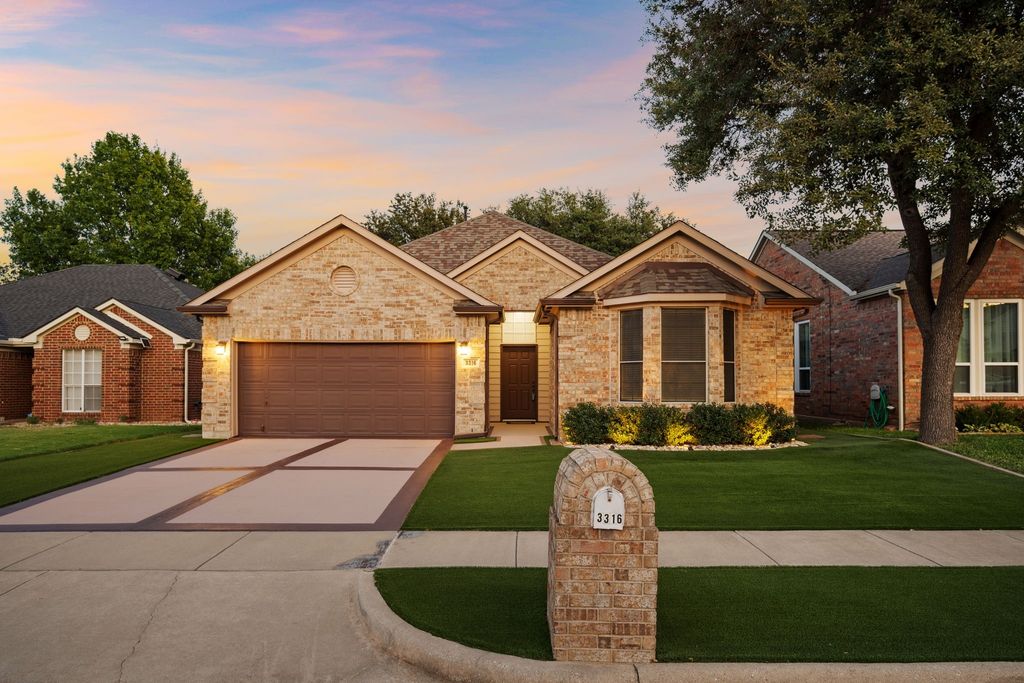 3316 Windchase Drive, Flower Mound, TX 75028