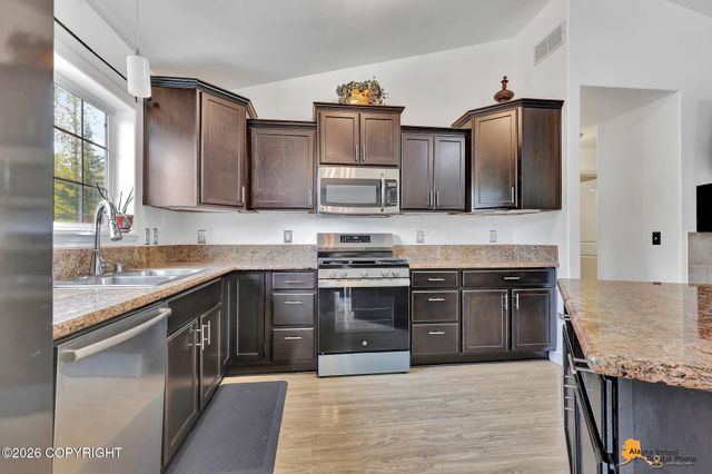 2631 S Desiree Circle, Wasilla, AK 99623