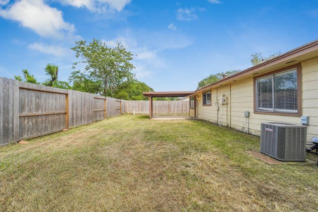 4814 Rivertree Lane, Spring, TX 77388