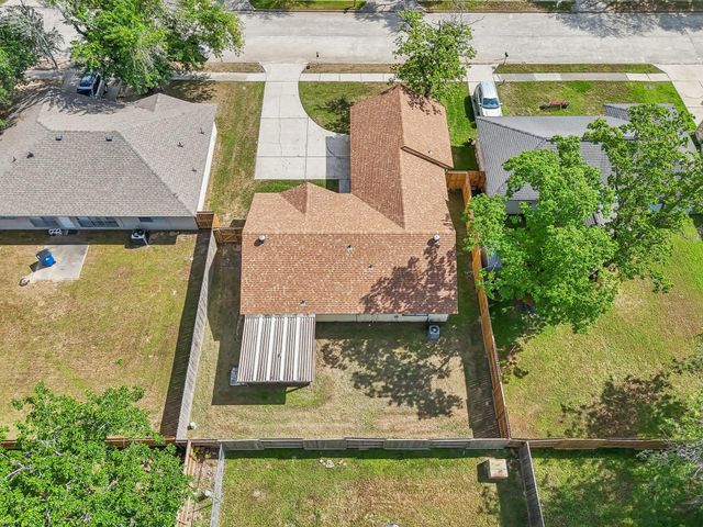 4814 Rivertree Lane, Spring, TX 77388