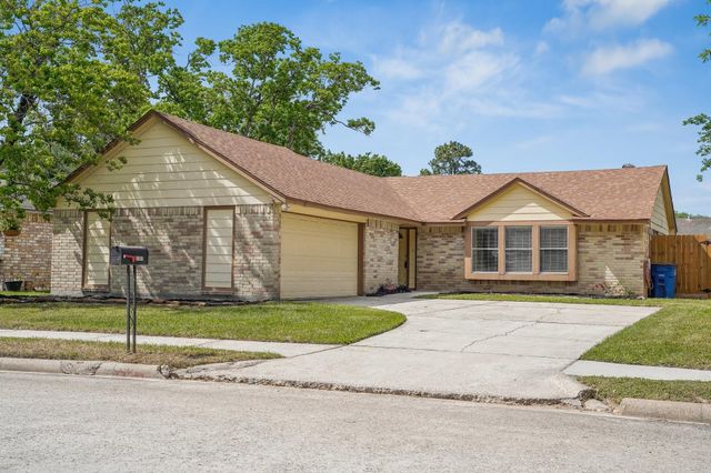 4814 Rivertree Lane, Spring, TX 77388