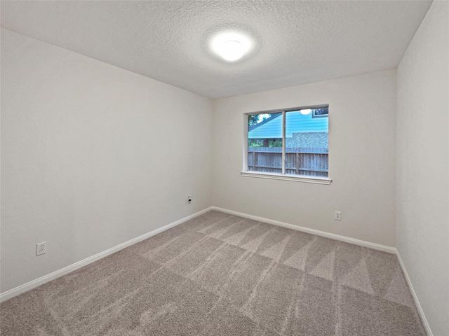 3210 Pine Chase Drive, Montgomery, TX 77356