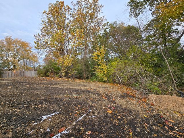 1901 S Main Street, Lombard, IL 60148