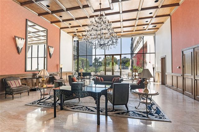 121 S Hope Street 333, Los Angeles, CA 90012