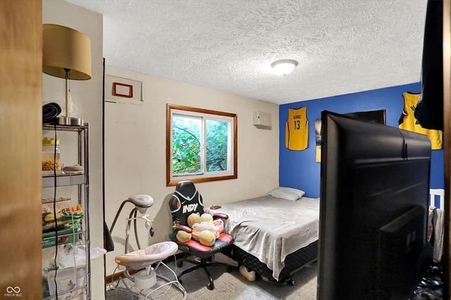 120 Totten Drive, Greenwood, IN 46143