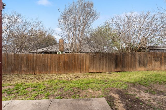2901 Anysa Lane, Denton, TX 76209