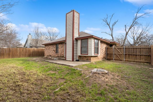 2901 Anysa Lane, Denton, TX 76209