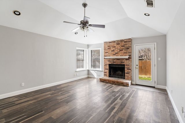 2901 Anysa Lane, Denton, TX 76209