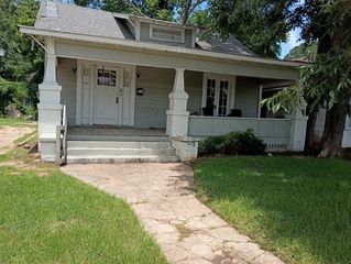 636 Kings Highway, Shreveport, LA 71104