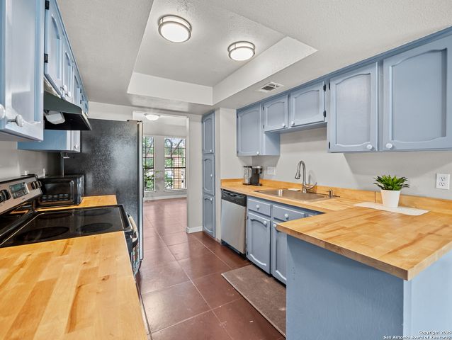 5035 Timberhurst, San Antonio, TX 78250