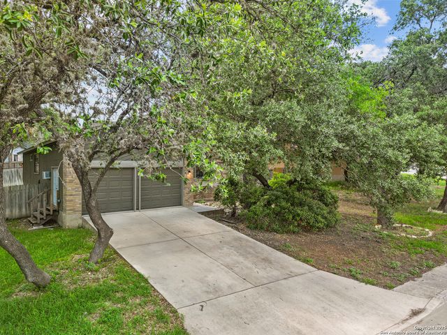 5035 Timberhurst, San Antonio, TX 78250
