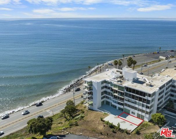 17366 W Sunset Boulevard 102, Los Angeles, CA 90272