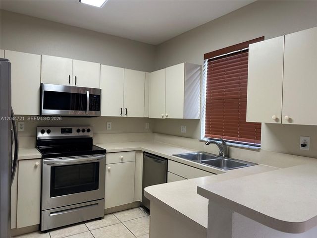 13741 SW 274th Terrace, Homestead, FL 33032