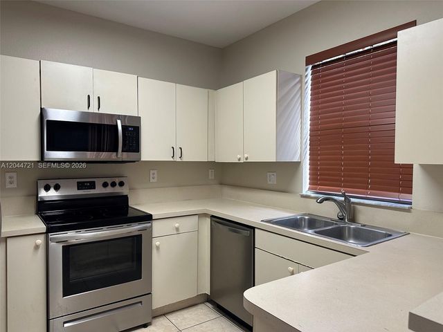 13741 SW 274th Terrace, Homestead, FL 33032