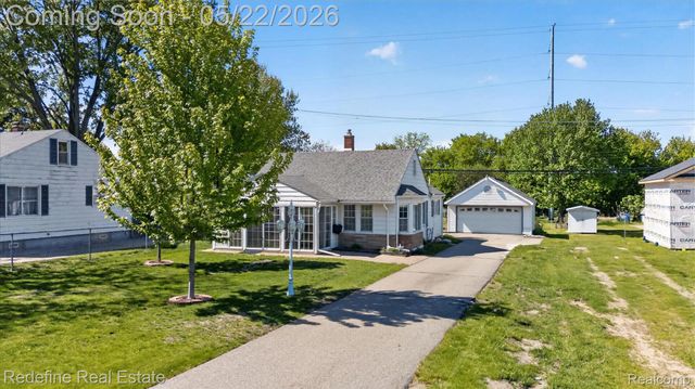3207 Waukegan Street, Auburn Hills, MI 48326