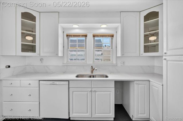 3207 Waukegan Street, Auburn Hills, MI 48326