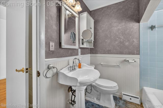 3207 Waukegan Street, Auburn Hills, MI 48326