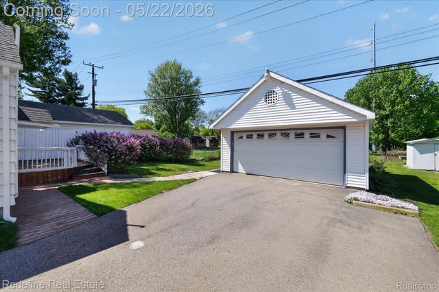 3207 Waukegan Street, Auburn Hills, MI 48326