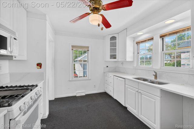 3207 Waukegan Street, Auburn Hills, MI 48326