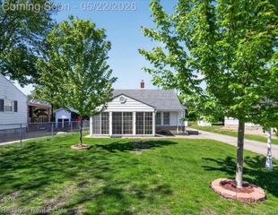 3207 Waukegan Street, Auburn Hills, MI 48326