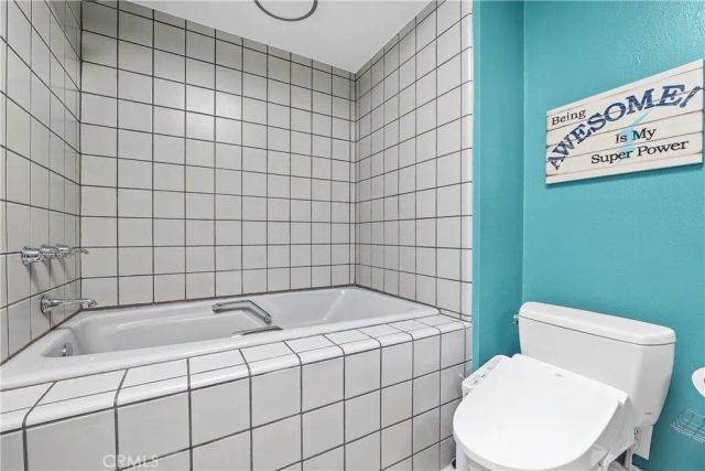 10739 Helendale, Tujunga, CA 91042