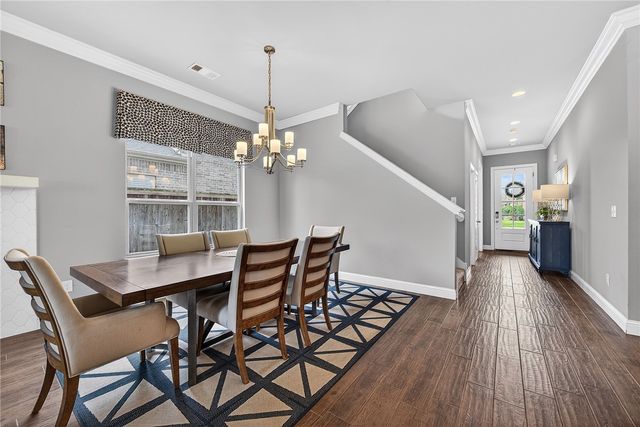 2507 SW Hampton Avenue, Bentonville, AR 72713