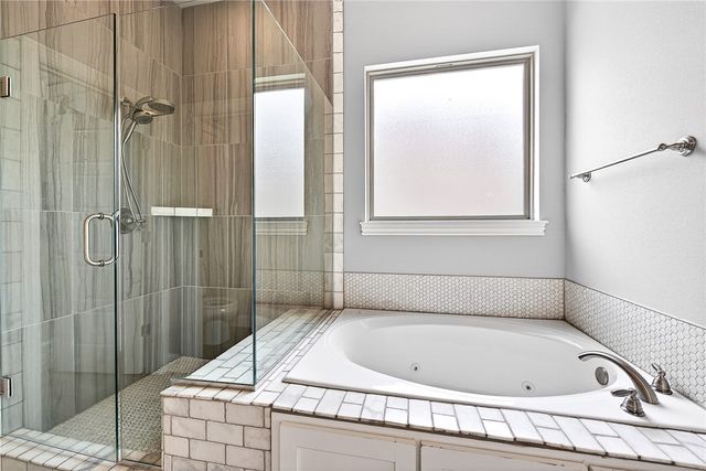 2507 SW Hampton Avenue, Bentonville, AR 72713