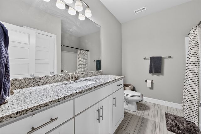 2507 SW Hampton Avenue, Bentonville, AR 72713