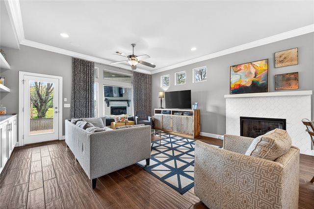 2507 SW Hampton Avenue, Bentonville, AR 72713