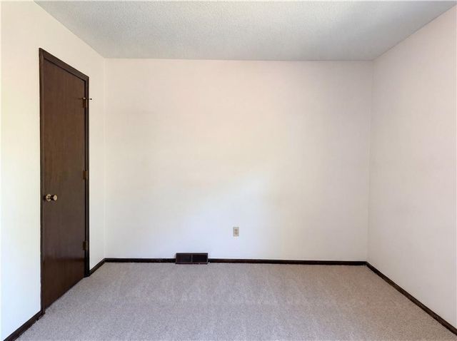 20405 E 15th Terrace, Independence, MO 64056