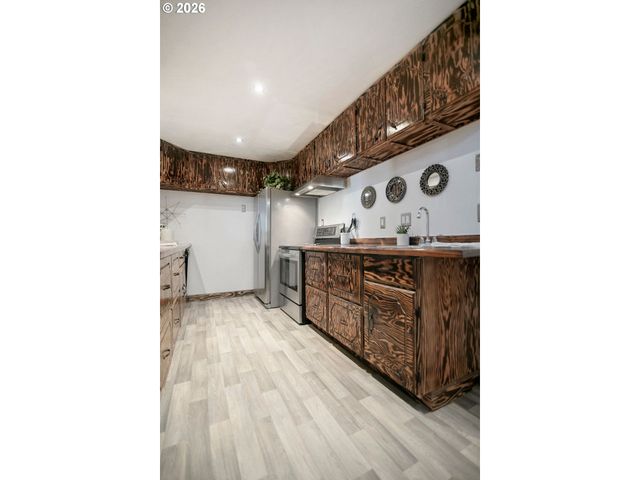 140 ROGERS Rd, Silver Lake, WA 98645