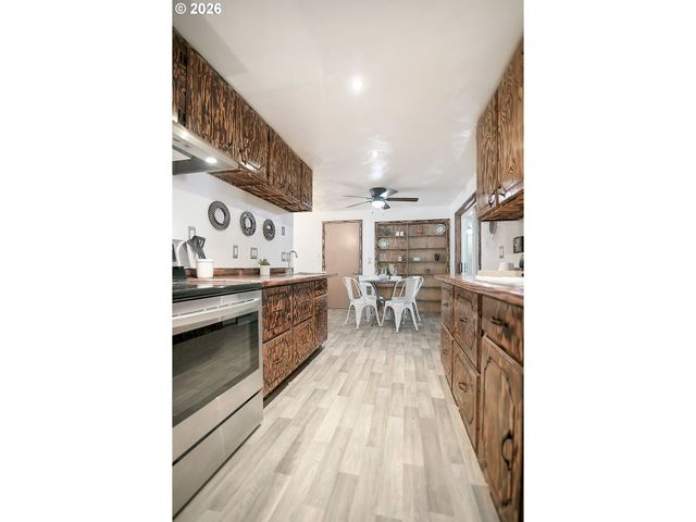 140 ROGERS Rd, Silver Lake, WA 98645