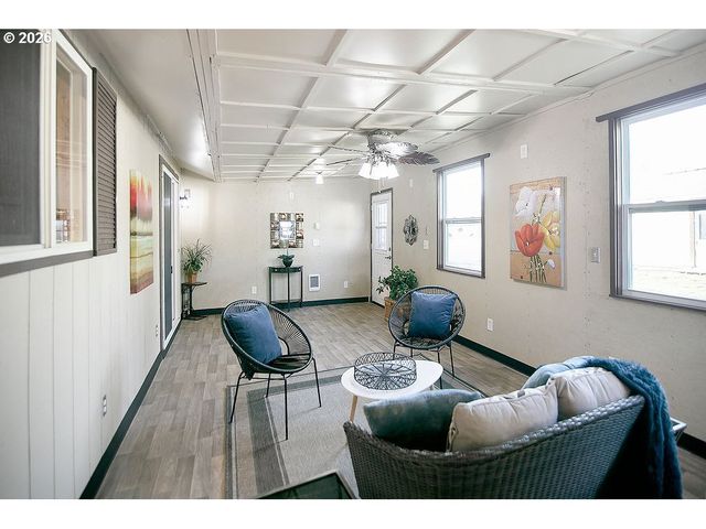 140 ROGERS Rd, Silver Lake, WA 98645