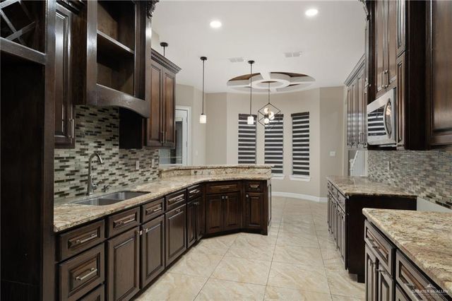 7514 Shilo Drive, Weslaco, TX 78599