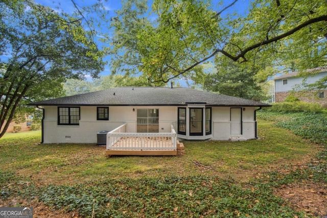 645 Noell Way NW, Lilburn, GA 30047