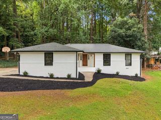 645 Noell Way NW, Lilburn, GA 30047