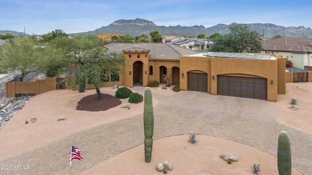 10426 GREENWAY Street, Mesa, AZ 85207