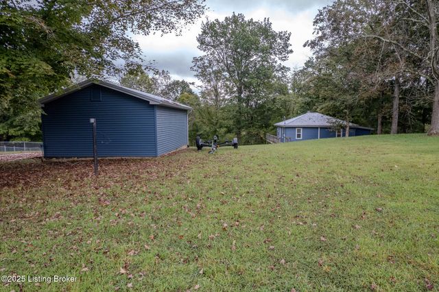 3027 CenterView Rough River Lane Ln, Hudson, KY 40145