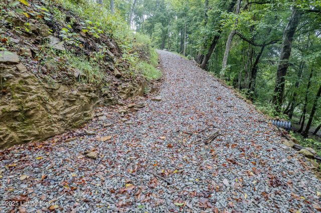 3027 CenterView Rough River Lane Ln, Hudson, KY 40145