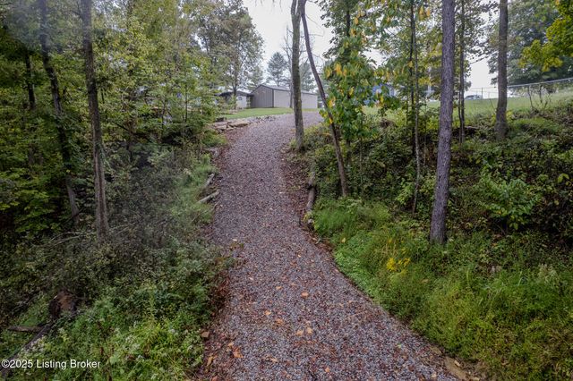 3027 CenterView Rough River Lane Ln, Hudson, KY 40145