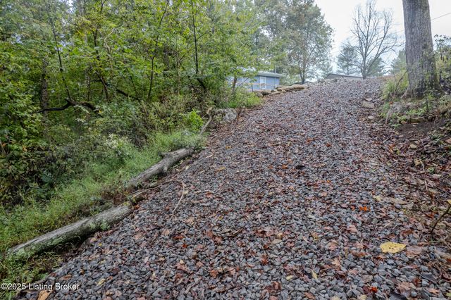 3027 CenterView Rough River Lane Ln, Hudson, KY 40145