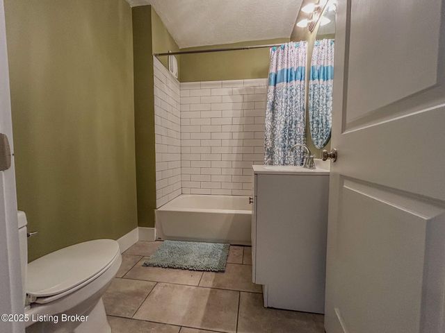 3027 CenterView Rough River Lane Ln, Hudson, KY 40145