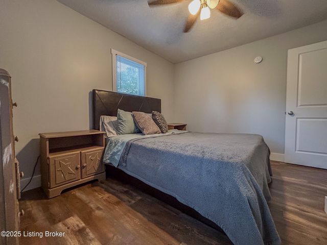 3027 CenterView Rough River Lane Ln, Hudson, KY 40145