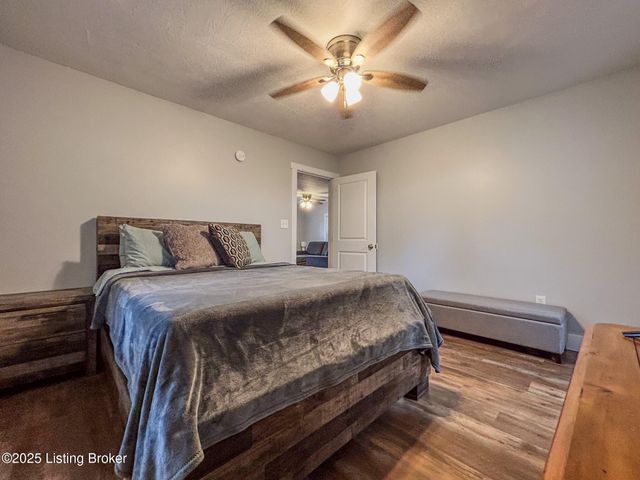 3027 CenterView Rough River Lane Ln, Hudson, KY 40145