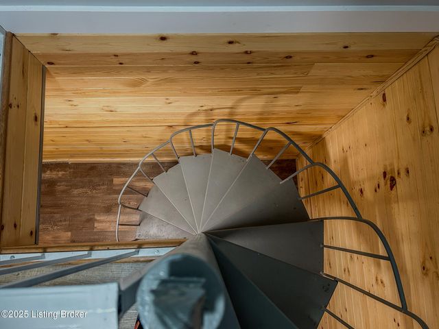 3027 CenterView Rough River Lane Ln, Hudson, KY 40145