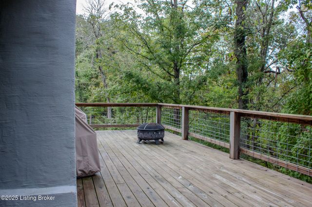 3027 CenterView Rough River Lane Ln, Hudson, KY 40145