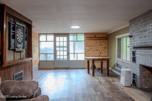 3027 CenterView Rough River Lane Ln, Hudson, KY 40145