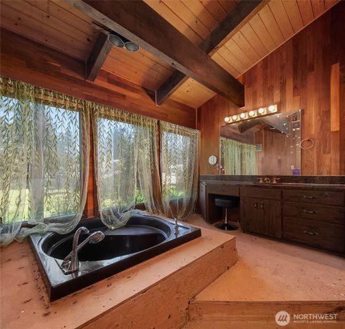 1725 W 13th Street, Port Angeles, WA 98363