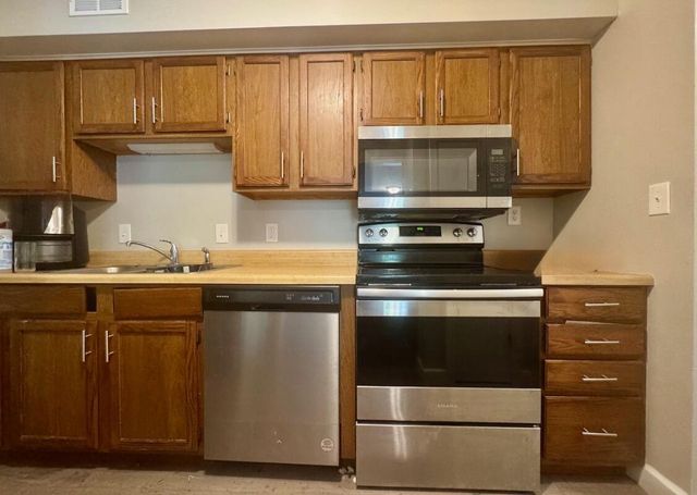 509 COLUMBIA DR C, Columbia, MO 65201